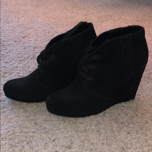 Dolce Vita black booties - Picture 1 of 3